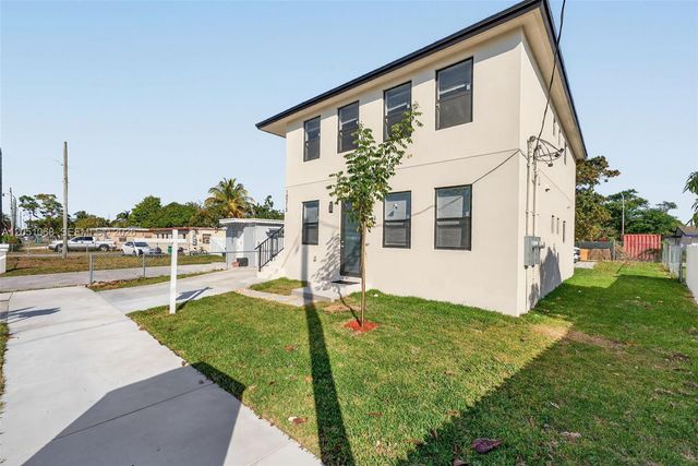 10315 SW 176th Street, Miami, FL 33157