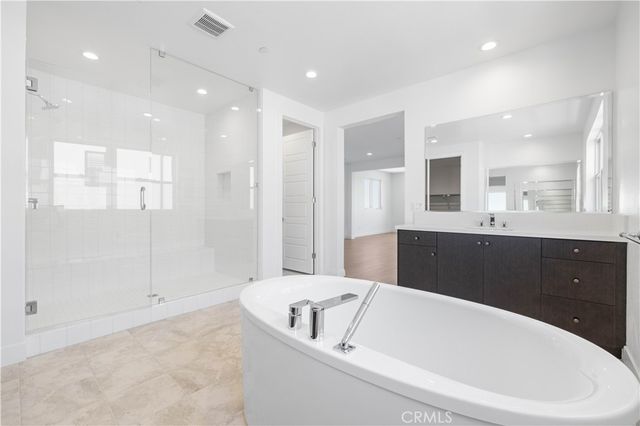 11712 N Churchill Way, Porter Ranch, CA 91326