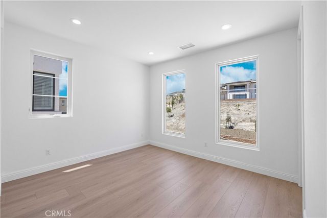 11712 N Churchill Way, Porter Ranch, CA 91326