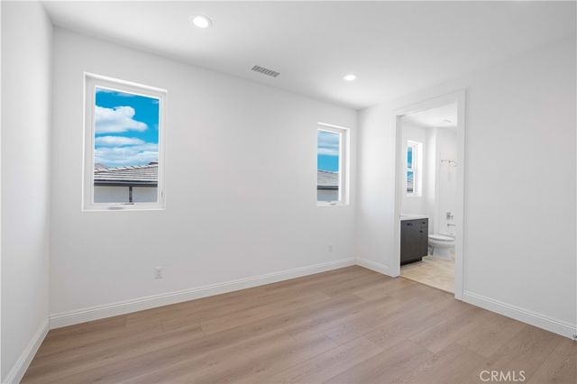 11712 N Churchill Way, Porter Ranch, CA 91326