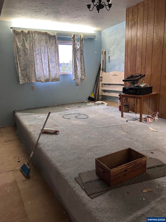 Image 26 of property listing at 5720 NE Duniway Rd, Dayton, OR 97114