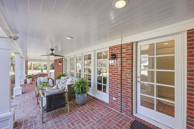 429 Fox Bay Rd., Loris, SC 29569