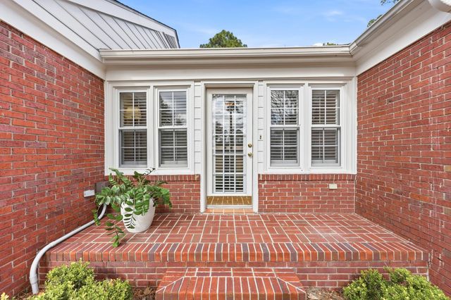 429 Fox Bay Rd., Loris, SC 29569