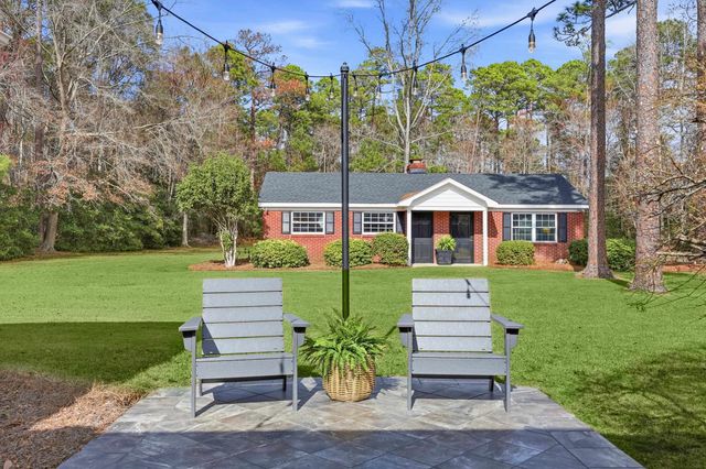 429 Fox Bay Rd., Loris, SC 29569