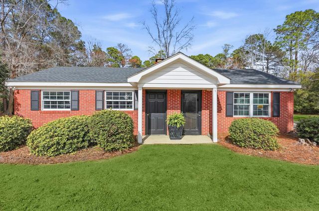 429 Fox Bay Rd., Loris, SC 29569