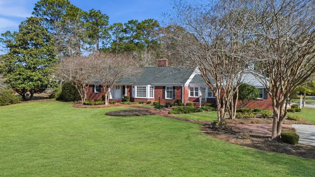 429 Fox Bay Rd., Loris, SC 29569