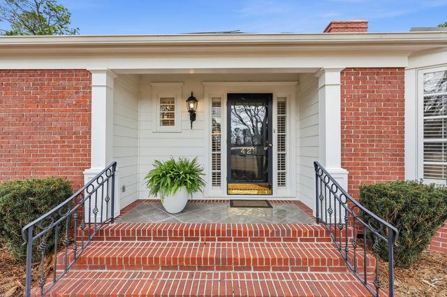 429 Fox Bay Rd., Loris, SC 29569