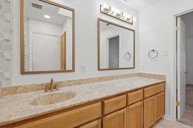 12008 Vista Nogal St, San Antonio, TX 78213