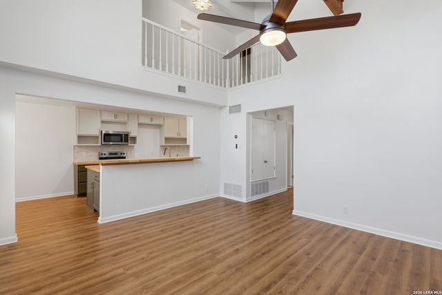 12008 Vista Nogal St, San Antonio, TX 78213