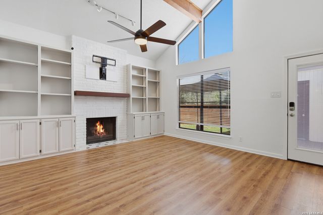 12008 Vista Nogal St, San Antonio, TX 78213