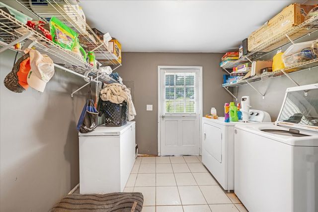 1551 Rhotons Chapel Rd, Manchester, TN 37355