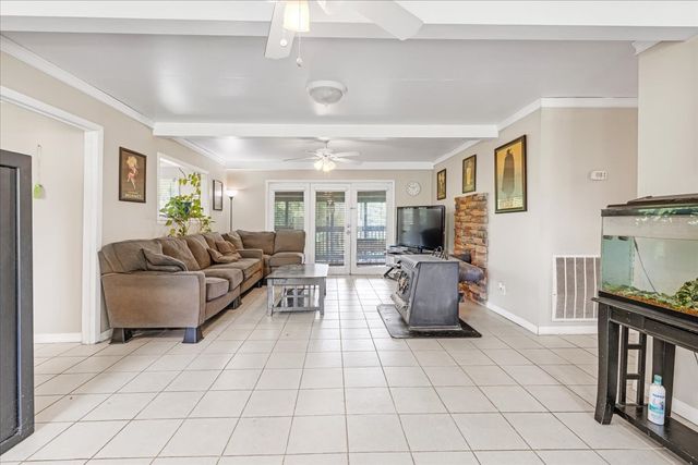 1551 Rhotons Chapel Rd, Manchester, TN 37355