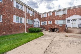 47 Gramercy Gdns B, Middlesex Boro, NJ 08846