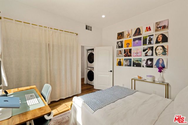 7101 La Tijera Boulevard J101, Los Angeles, CA 90045
