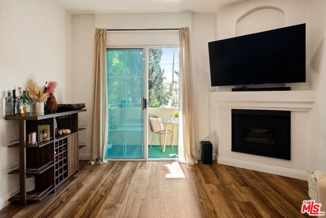 7101 La Tijera Boulevard J101, Los Angeles, CA 90045