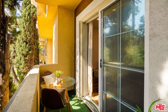 7101 La Tijera Boulevard J101, Los Angeles, CA 90045
