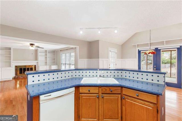 1501 Larson Way SW, Marietta, GA 30064