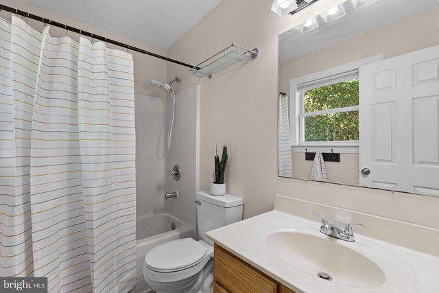 20594 ADKINS RD, Lexington Park, MD 20653