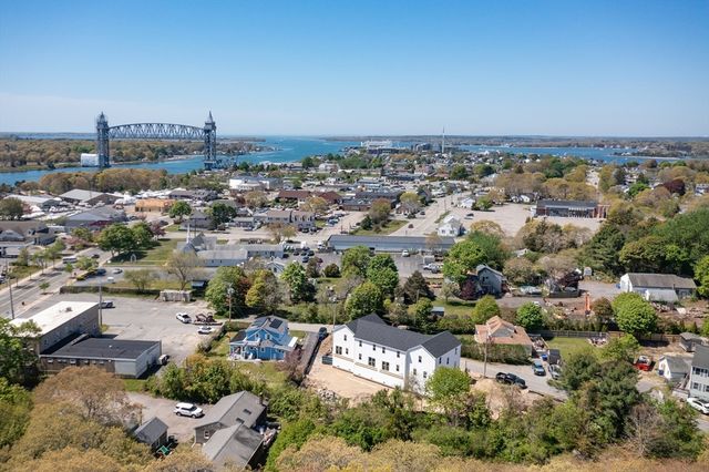 10 Harrison Ave 3, Bourne, MA 02532