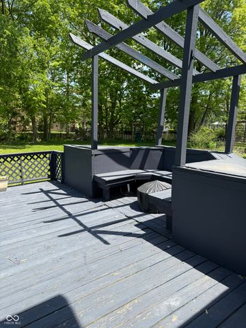 8075 Cardinal Cove E, Indianapolis, IN 46256