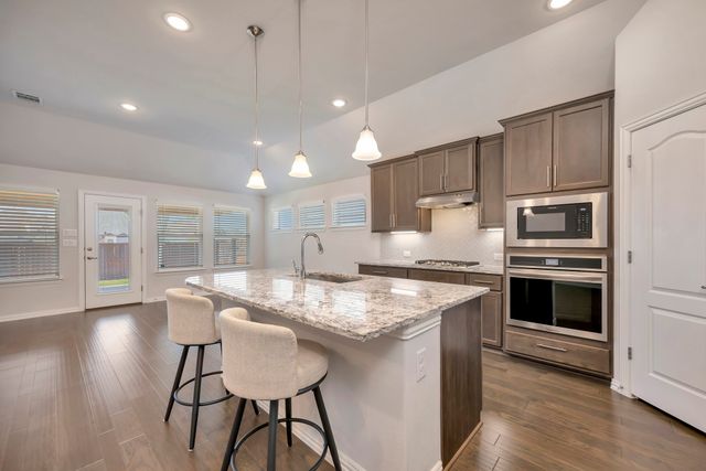 1104 Superbloom Avenue, Justin, TX 76247