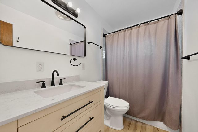 9312 Luthy Circle NE, Albuquerque, NM 87112
