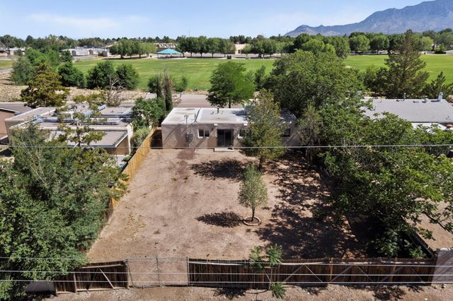 9312 Luthy Circle NE, Albuquerque, NM 87112