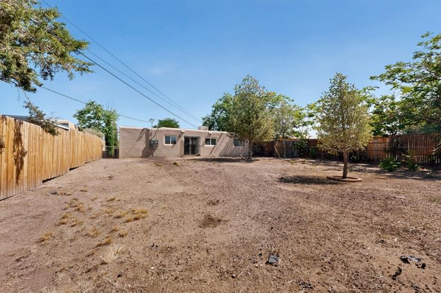 9312 Luthy Circle NE, Albuquerque, NM 87112