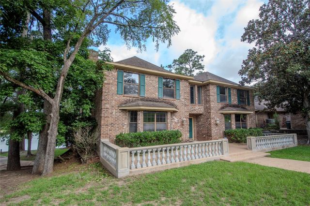 1630 Green Briar Drive, Huntsville, TX 77340
