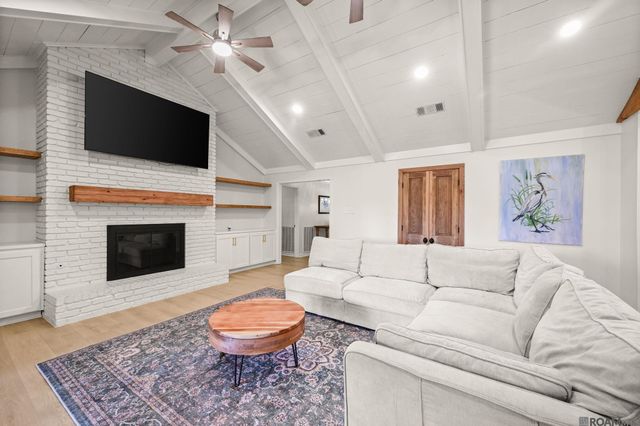 12352 Lake Labelle Cir, Baton Rouge, LA 70816
