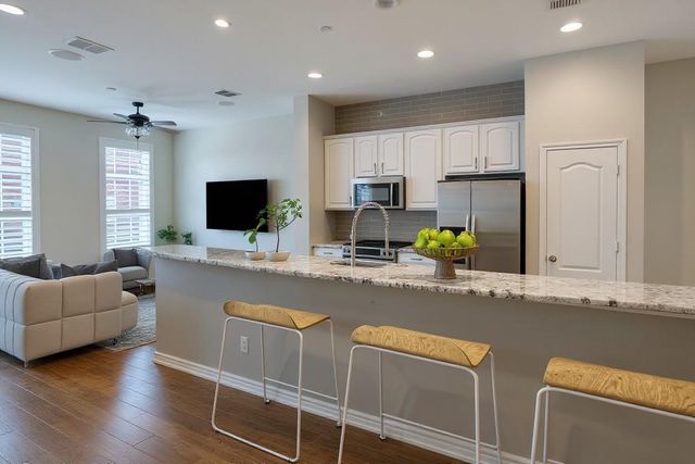 15846 Breedlove Place 152, Addison, TX 75001