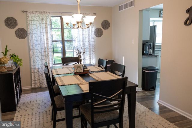 68 WOODHAVEN WAY, Sicklerville, NJ 08081
