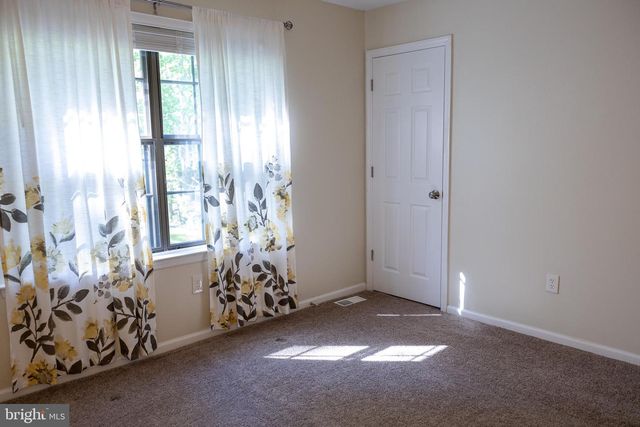 68 WOODHAVEN WAY, Sicklerville, NJ 08081