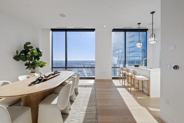 70 Rainey ST 3203, Austin, TX 78701