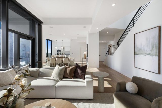 70 Rainey ST 3203, Austin, TX 78701