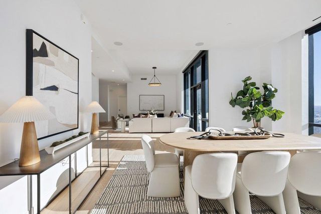 70 Rainey ST 3203, Austin, TX 78701