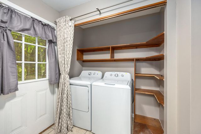 2751 N 6th Street, Oshtemo Twp, MI 49009