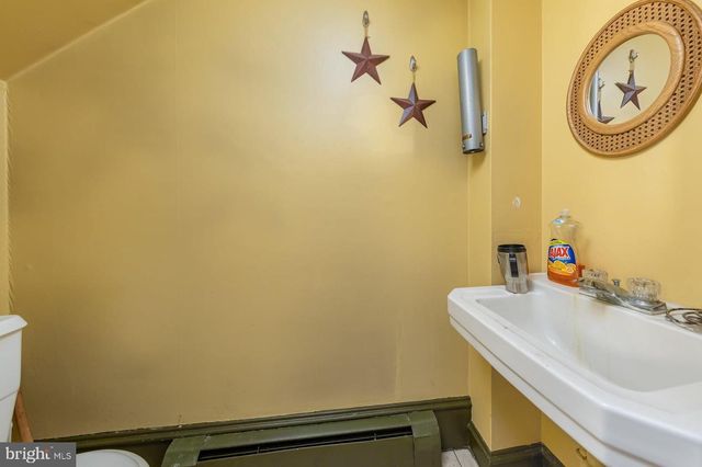 52 MARKET ST, Salem, NJ 08079