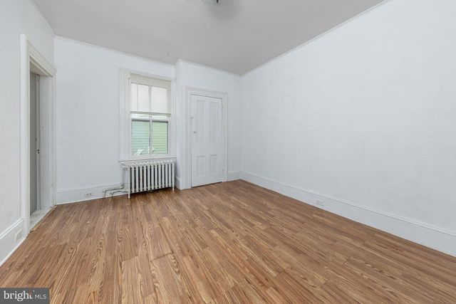 52 MARKET ST, Salem, NJ 08079