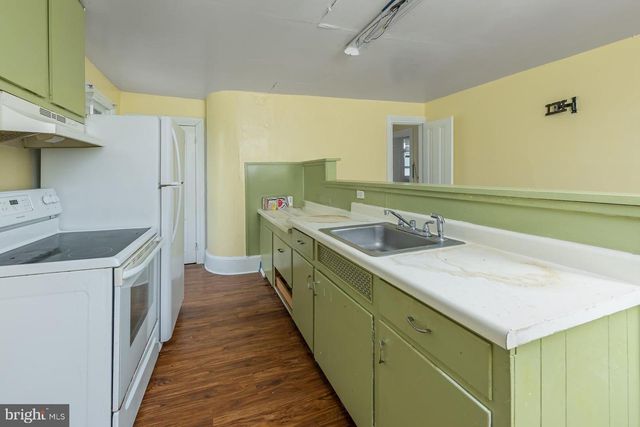 52 MARKET ST, Salem, NJ 08079