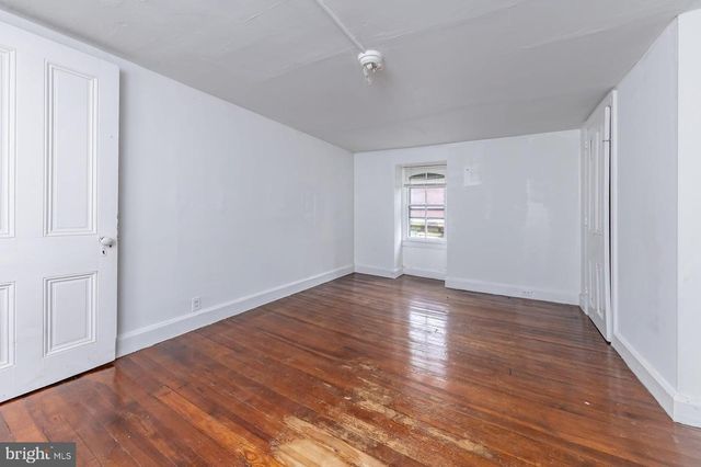 52 MARKET ST, Salem, NJ 08079