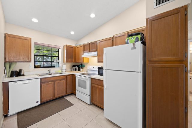 2600 Greenwood Terrace G201, Boca Raton, FL 33431