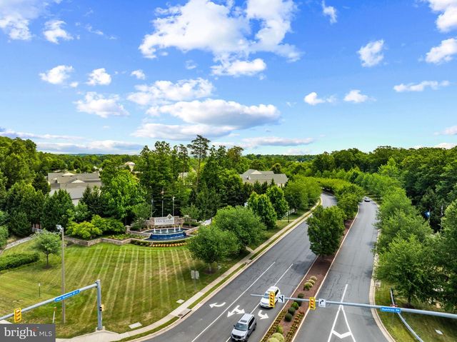 3805 BLOWING LEAF PL, Dumfries, VA 22025