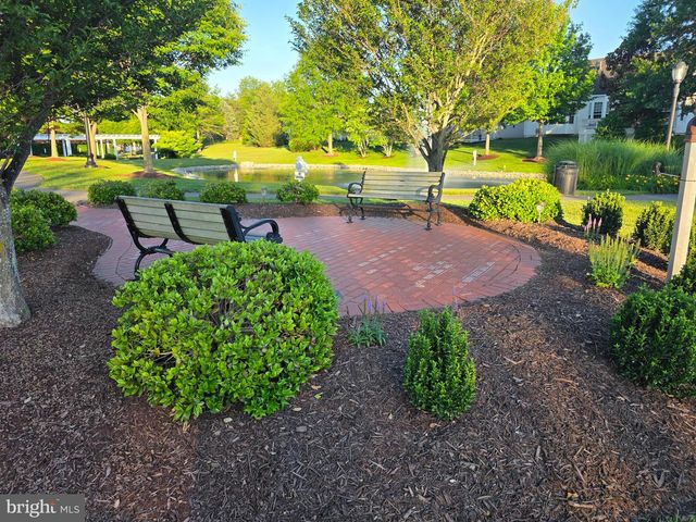 3805 BLOWING LEAF PL, Dumfries, VA 22025