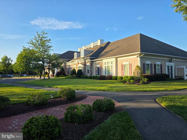 3805 BLOWING LEAF PL, Dumfries, VA 22025