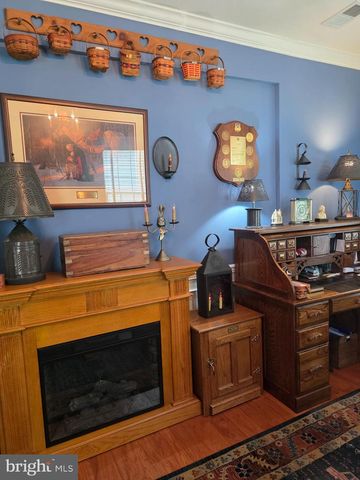 3805 BLOWING LEAF PL, Dumfries, VA 22025