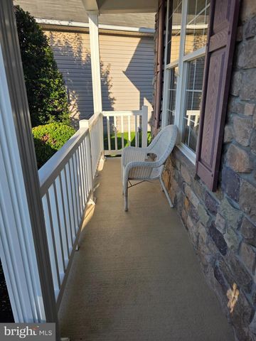 3805 BLOWING LEAF PL, Dumfries, VA 22025