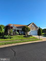 3805 BLOWING LEAF PL, Dumfries, VA 22025