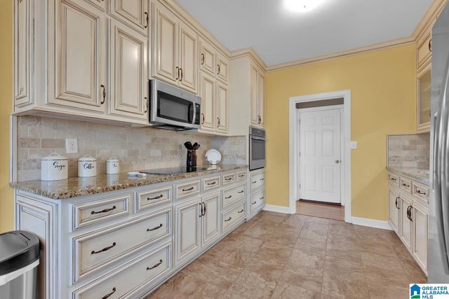 6220 DORSETT WOODS DRIVE, Mount Olive, AL 35117