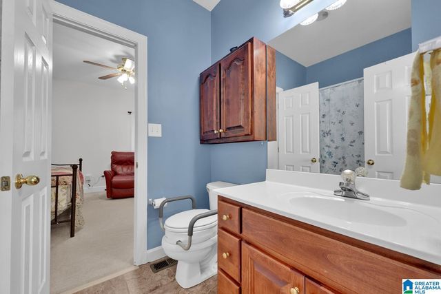 6220 DORSETT WOODS DRIVE, Mount Olive, AL 35117